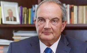 «Με συγκίνηση αποχαιρετώ τον φίλο μου», το μήνυμα του Κώστα Καραμανλή για τον Ρόμπερτ Ουίλιαμς
