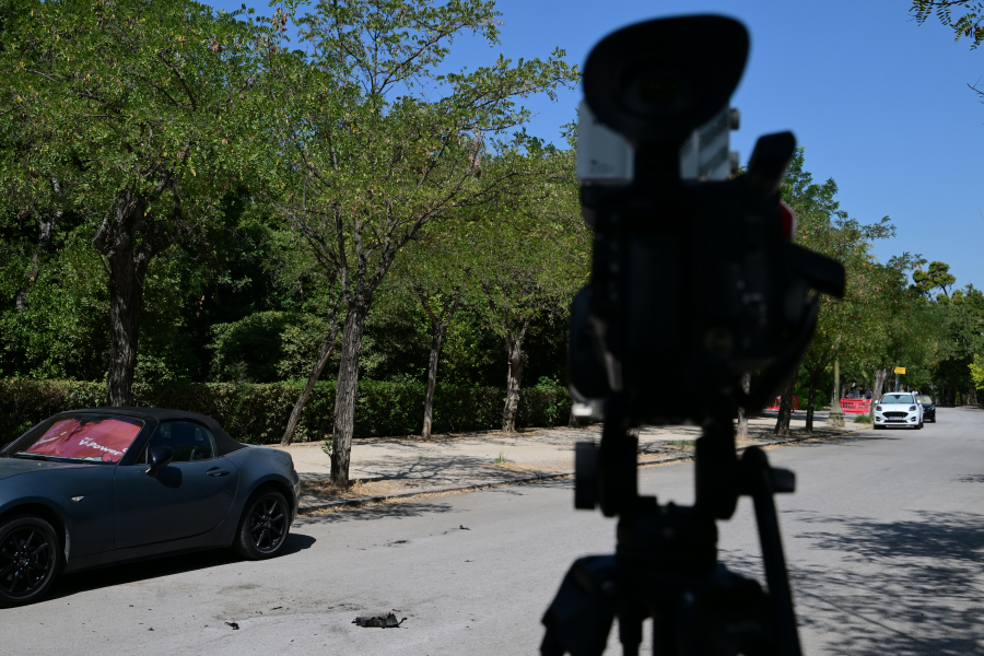 Πέθανε η 67χρονη που αυτοπυρπολήθηκε στο Ζάππειο - Η αποκάλυψη για τη δημοσιογράφο που «δεν είχε ούτε να φάει»