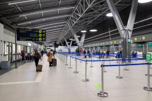 Αεροδρόμιο Μακεδονία: 59χρονος συνελήφθη δύο φορές σε λίγες ημέρες - Για επεισόδιο και για μαχαίρι