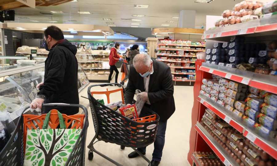 Η μεγάλη αλλαγή που ετοιμάζει το Υπουργείο Ανάπτυξης για να φρενάρει τις παραπλανητικές προσφορές