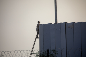 Ερωτηματικά για την στρατηγική του Ισραήλ στη Γάζα: «Ο στρατός περιμένει έξω από τη Ράφα»