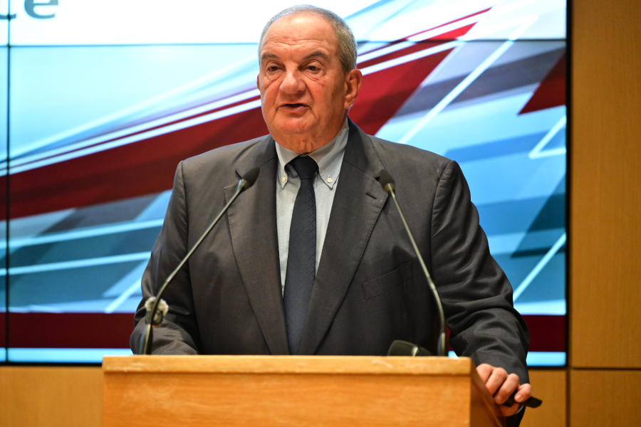 LIVE η ομιλία του Κώστα Καραμανλή στο Πανεπιστήμιο Tsinghua