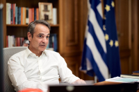 Mitsotakis Under Pressure as Poll Reveals Eroding Confidence in Government