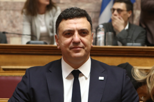 Βουλή: Με επίθεση στην αντιπολίτευση απάντησε ο Κικίλιας για τη Χίο