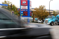 Νέα άνοδος στις τιμές του πετρελαίου μετά τις επιθέσεις ΗΠΑ και Ιράν σε πλοία
