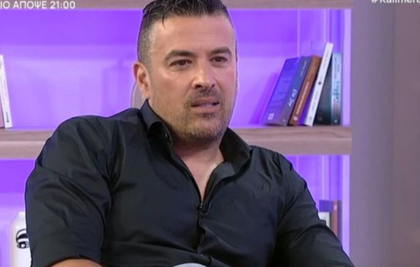 Ερωτευμένος ο Γιάννης Αϊβάζης – Η πρώτη εμφάνιση με την 32χρονη σύντροφό του (Βίντεο)