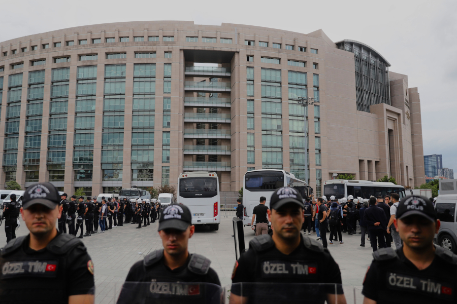 OHE προς Τουρκία: «Κάθε επίθεση στη ΛΟΑΤΚΙ+ κοινότητα είναι επίθεση στα δικαιώματα όλων»
