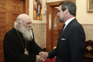 Στο ΣτΕ το «Ντε Γκρες»: Τον Ιούνιο η απόφαση για το επώνυμο και την ιθαγένεια της πρώην βασιλικής οικογένειας