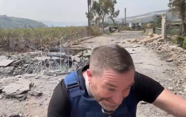 Λίβανος: «Χτύπημα ακριβείας για να μας σκοτώσουν», λέει ο ανταποκριτής που γλίτωσε από πύραυλο (Βίντεο)