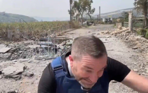 Λίβανος: «Χτύπημα ακριβείας για να μας σκοτώσουν», λέει ο ανταποκριτής που γλίτωσε από πύραυλο (Βίντεο)