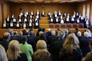 Ανάκληση των μειώσεων στις συντάξεις ζητούν οι δικαστές
