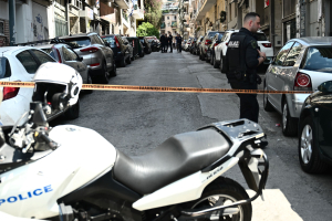 Συμμορία ξάφριζε κινητά και «έξυπνα» ρολόγια από καταστήματα - Πώς δρούσε