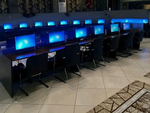 Μπαράζ ελέγχων για παράνομα «φρουτάκια»: Κατασχέσεις και συλλήψεις σε Κερατσίνι και Θεσσαλονίκη