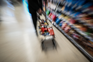 Πτώση στην καταναλωτική εμπιστοσύνη τον Οκτώβριο