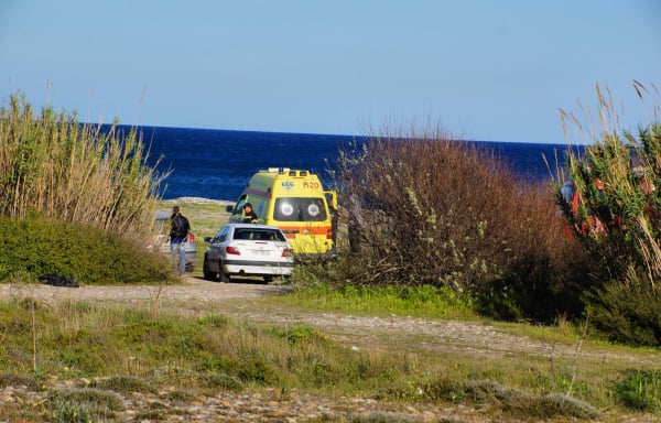 Ρόδος: Άνδρας καταπλακώθηκε από χώματα