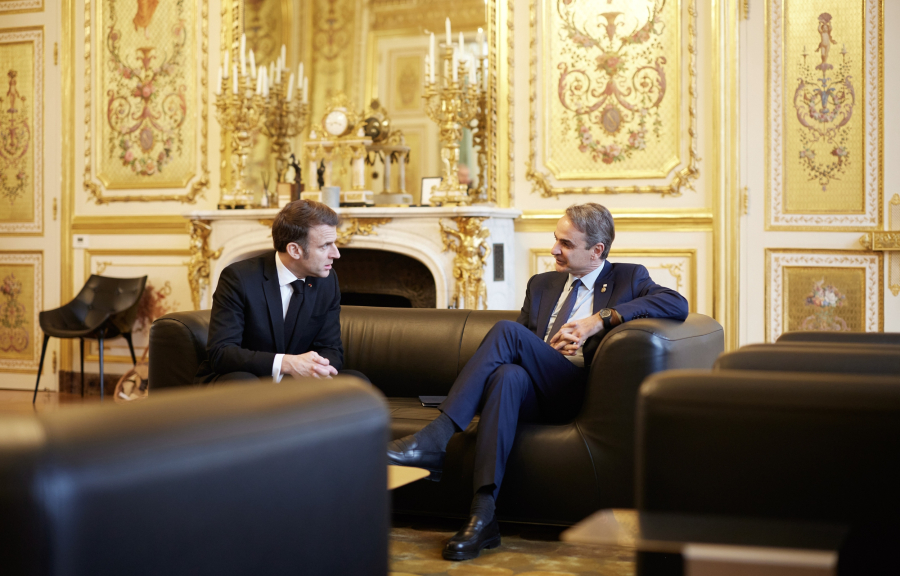 Η Γαλλία, ο Μακρόν και ο... εκλογικός νόμος στην Ελλάδα!