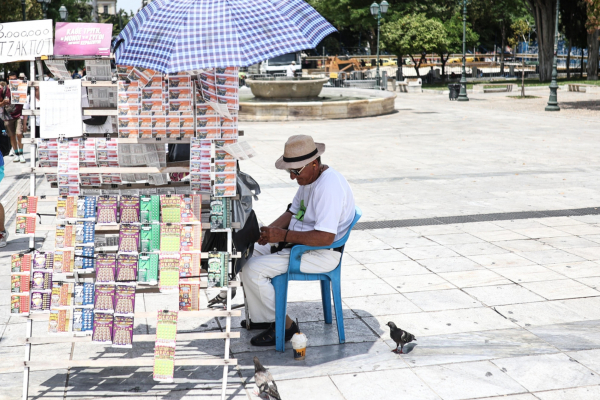 Το Λαϊκό λαχείο απόψε κληρώνει 2.100.000 ευρώ