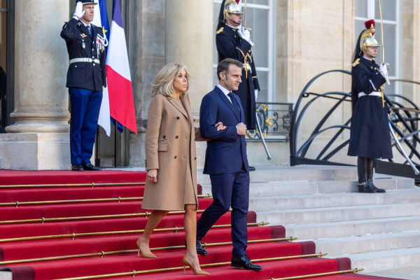 Εμανουέλ Μακρόν: Ο μοιραίος άνθρωπος της 5ης Γαλλικής Δημοκρατίας;