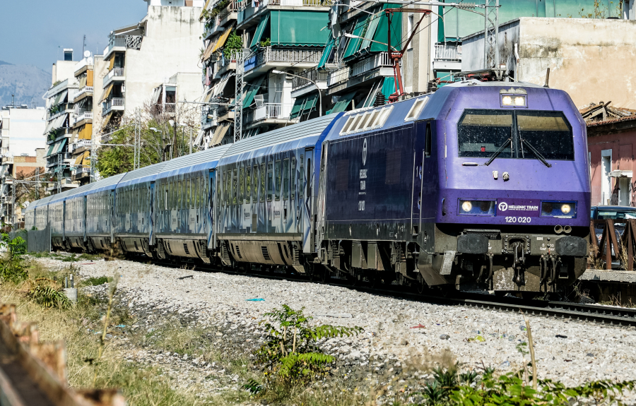 Hellenic Train: Ακινητοποιημένη αμαξοστοιχία στην Κατερίνη
