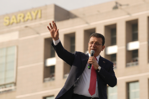 Ιμάμογλου: Ανακοίνωσε την υποψηφιότητά του για την προεδρία της Τουρκίας