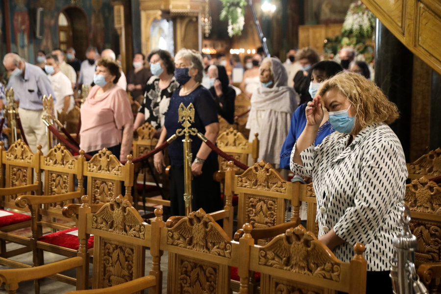 Ναός στο Γκύζη πληρώνει τα rapid test των πιστών: «Να μην έχουν τη δικαιολογία πως "με διώξατε" από την Εκκλησία»