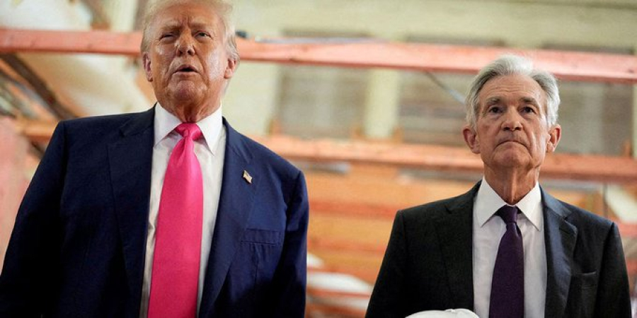 Νέες πιέσεις του Ντόναλντ Τραμπ στην Fed - Αποκάλεσε «βλάκα» τον Τζερόμ Πάουελ