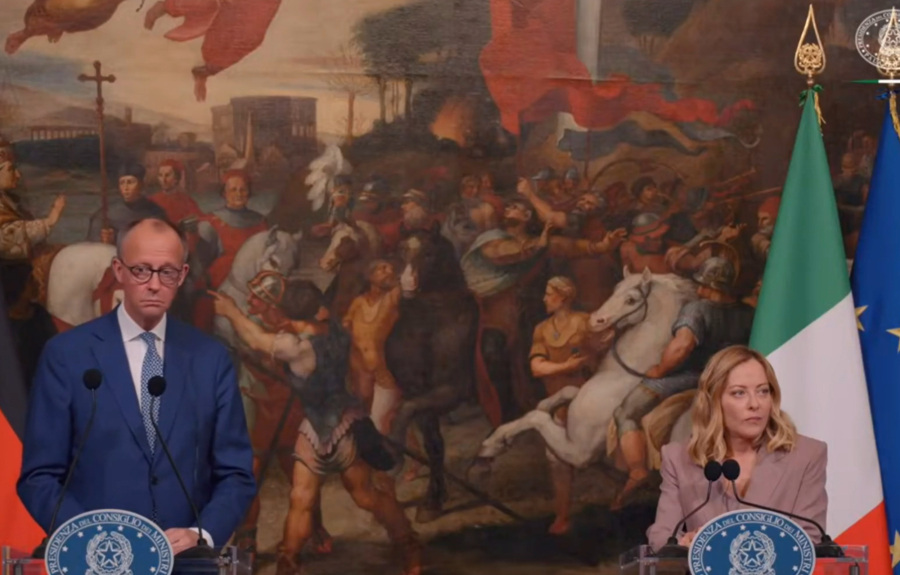 Μελόνι και Μερτς συζητούν για την Ουκρανία, τη μετανάστευση και την ευρωπαϊκή αλληλεγγύη