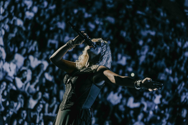 «Σ’ Ερωτεύομαι» εξομολογείται η Ελεωνόρα Ζουγανέλη - Δείτε το τρυφερό βίντεο