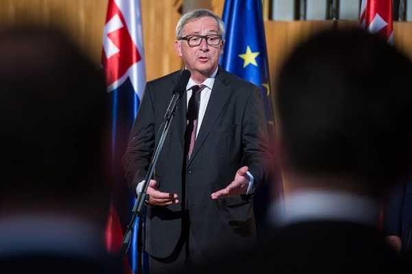 Γιούνκερ: Οι λαμπροί ήρωες του Brexit είναι οι θλιβεροί ήρωες του σήμερα