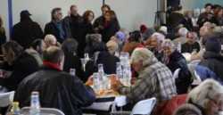 Γεύμα αλληλεγγύης θα παραθέσει σήμερα ο Δήμος Αθηναίων