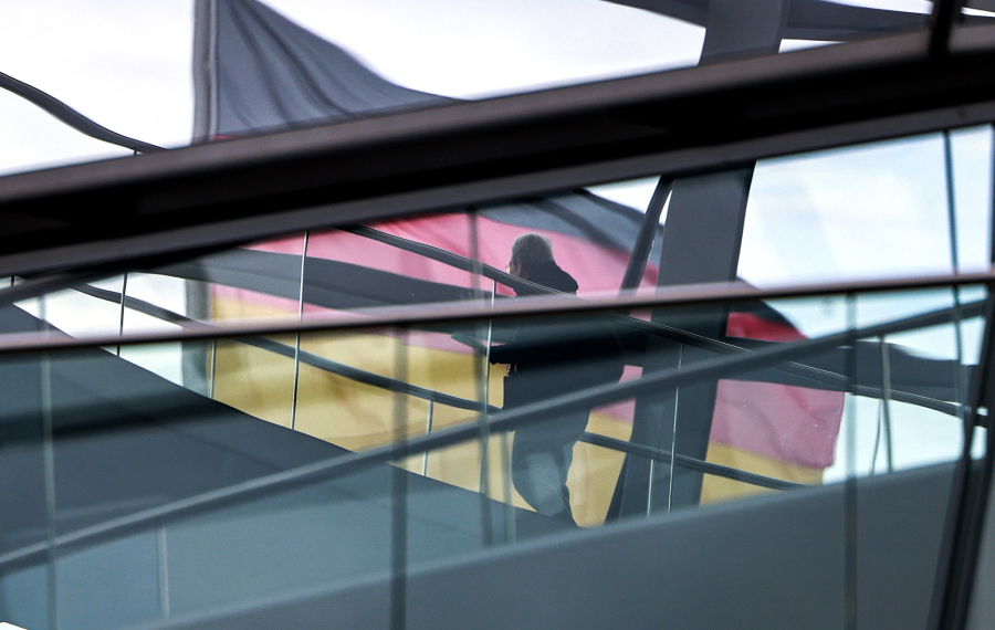 100 Γερμανοί την ημέρα κάνουν αίτηση για αλλαγή φύλου: Πώς εκμεταλλεύτηκε νεοναζί τον νέο νόμο