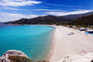Ασφαλής προορισμός η Χαλκιδική, πτώση του τζίρου σε όλους του κλάδους τον Ιούνιο