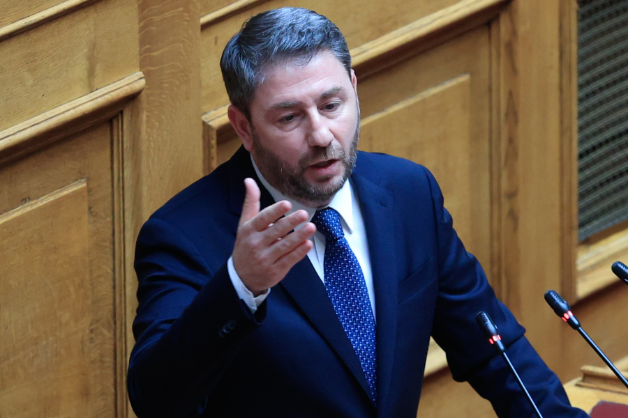 Ολομέτωπη με ΚΚΕ το ΠΑΣΟΚ - «Αδειάζει» Ανδρουλάκη ο Δούκας