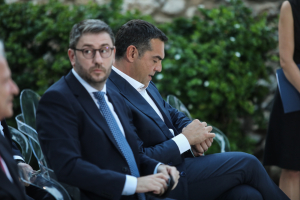 Βγήκαν «μαχαίρια» ανάμεσα στην ΕΛΑΣ και στο ΠΑΣΟΚ: Οι «μεταγραφές» και οι δημοσκοπήσεις προκαλούν εντάσεις
