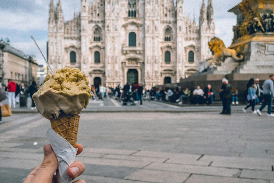 Μιλάνο: Ο δήμος τα έβαλε με τους παγωτατζήδες, για να αντιμετωπίσει την «ξέφρενη» νυχτερινή ζωή