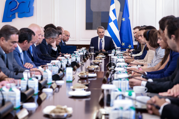 Ο Κώστας Καλλίτσης αποκαλύπτει τη... φανερή ατζέντα της κυβέρνησης