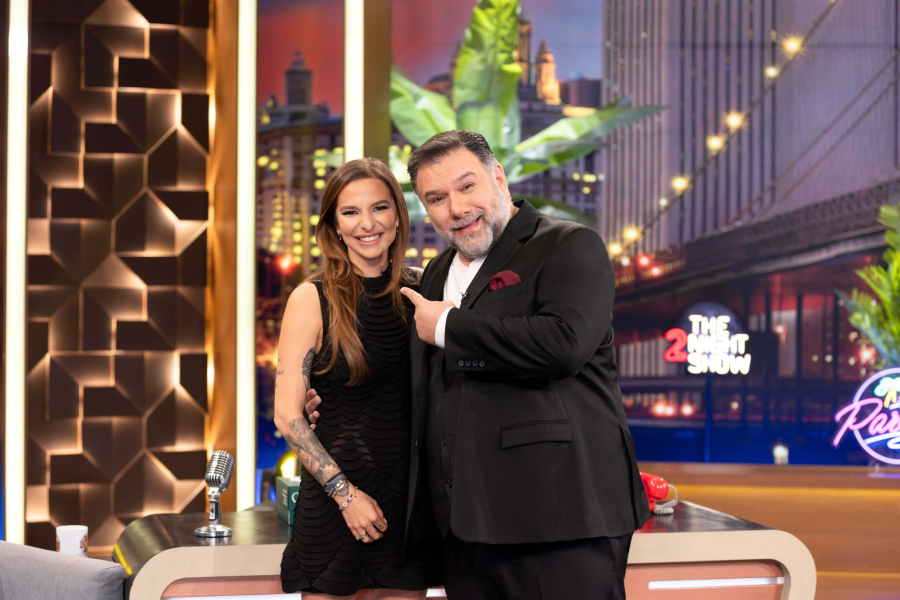 «The 2Night Show»: Η Εριέττα Κούρκουλου αποκαλύπτει τις δυσκολίες που αντιμετώπισε ως έφηβη