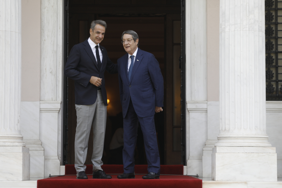 Συνάντηση Μητσοτάκη - Αναστασιάδη την Τετάρτη στο Μαξίμου, υπογραφή συμφωνίας για τα πτυχία από Ελλάδα και Κύπρο