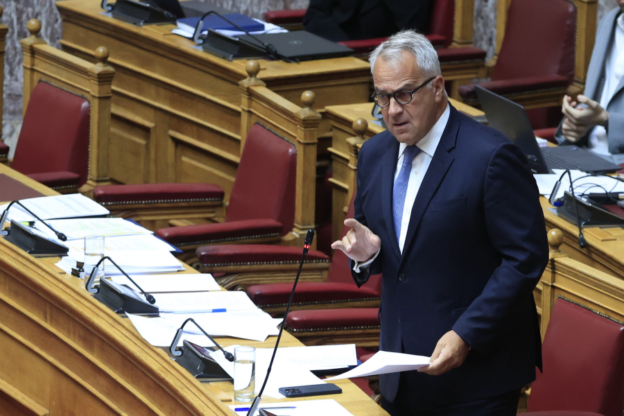 «Μύλος» στη Βουλή για τα Τέμπη και τον Βασίλη Καλογήρου - Οι διάλογοι