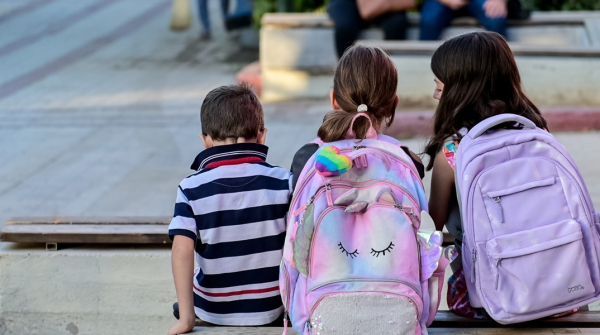 Πάσχα 2026: Διακοπές δύο ταχυτήτων για τους μαθητές - Πότε κλείνουν σχολεία και φροντιστήρια