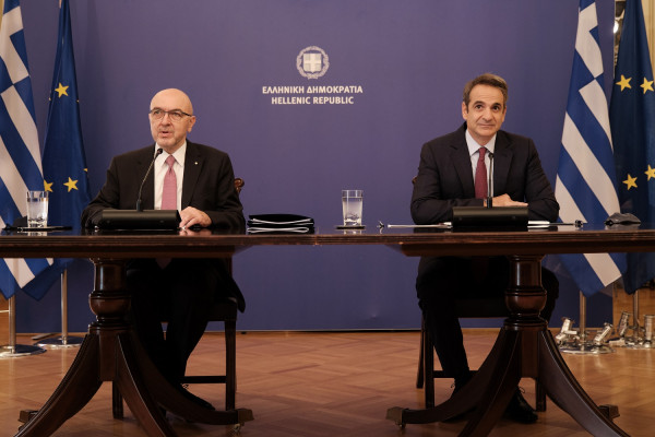 Μητσοτάκης: Ψήφος εμπιστοσύνης στην Ελλάδα - Η VW μετατρέπει την Αστυπάλαια σε πράσινο νησί