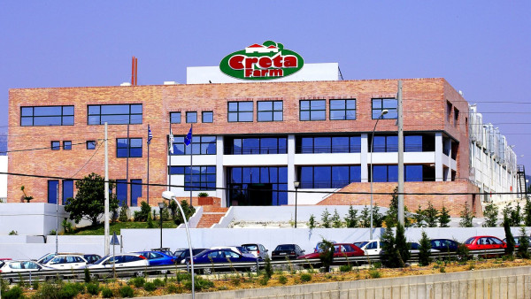 'Αγριο ξύλο στην Creta Farms