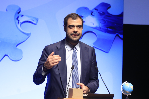 Μαρινάκης για Πιερρακάκη: Προσωπική του επιτυχία, δικαίωση για Κ. Μητσοτάκη