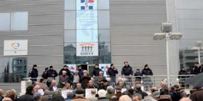 Από την τσέπη τους θα πληρώνουν τα νοσήλια στις ιδιωτικές κλινικές οι ασφαλισμένοι του ΕΟΠΥΥ