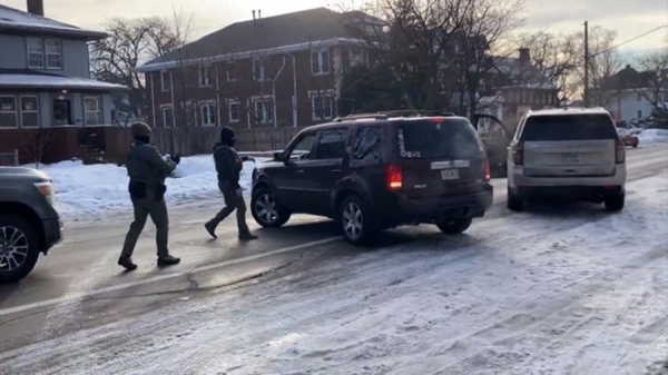 ΗΠΑ: Εν ψυχρώ δολοφονία 37χρονης από αστυνομικό της ICE στη Μινεάπολη