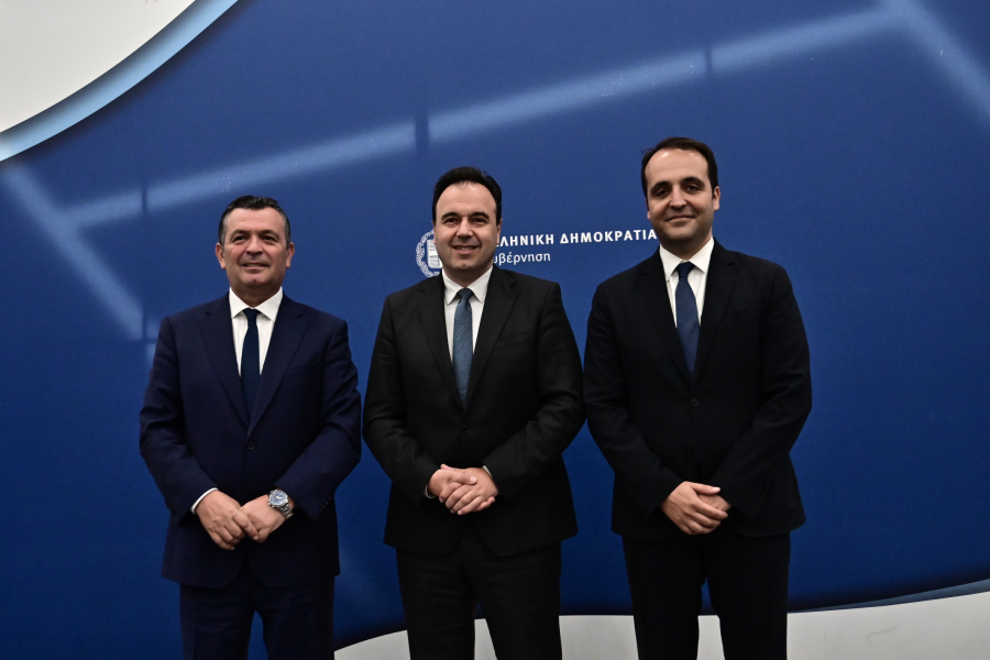 Παράδοση-παραλαβή στο υπ. Ψηφιακής Πολιτικής - Μπουκώρος: Τα είχα καταγγείλει από το 2021