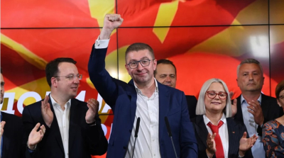 Βόρεια Μακεδονία: Ο αρχηγός του VMRO αποκάλεσε τη χώρα «Δημοκρατία της Μακεδονίας»