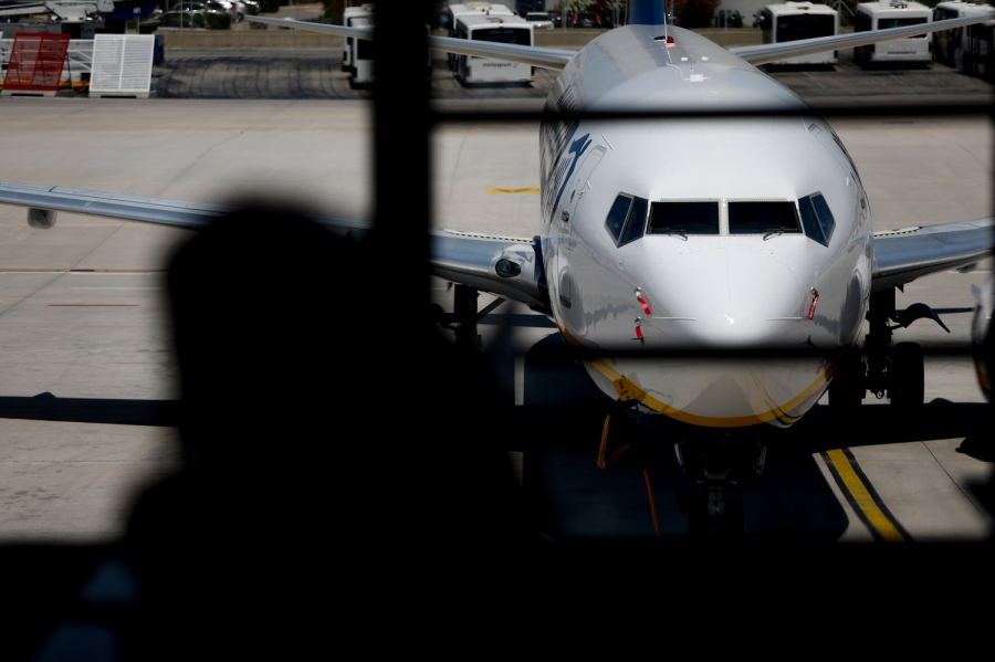 «Ποδαρικό» με υψηλές ταχύτητες τον Μάϊο για τον ελληνικό τουρισμό