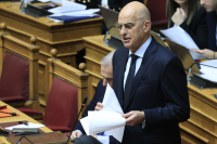 Δένδιας στο Αμπου Ντάμπι: Συνάντηση με Πρόεδρο και Υπουργό Εξωτερικών των ΗΑΕ