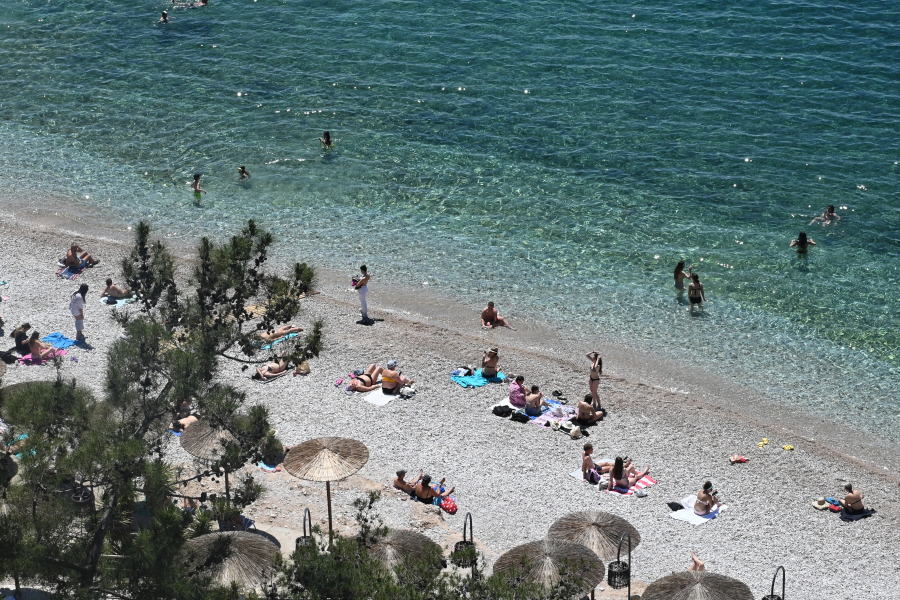 Καιρός: Η αστάθεια φεύγει, τα 35αρια και το καλοκαίρι έρχονται